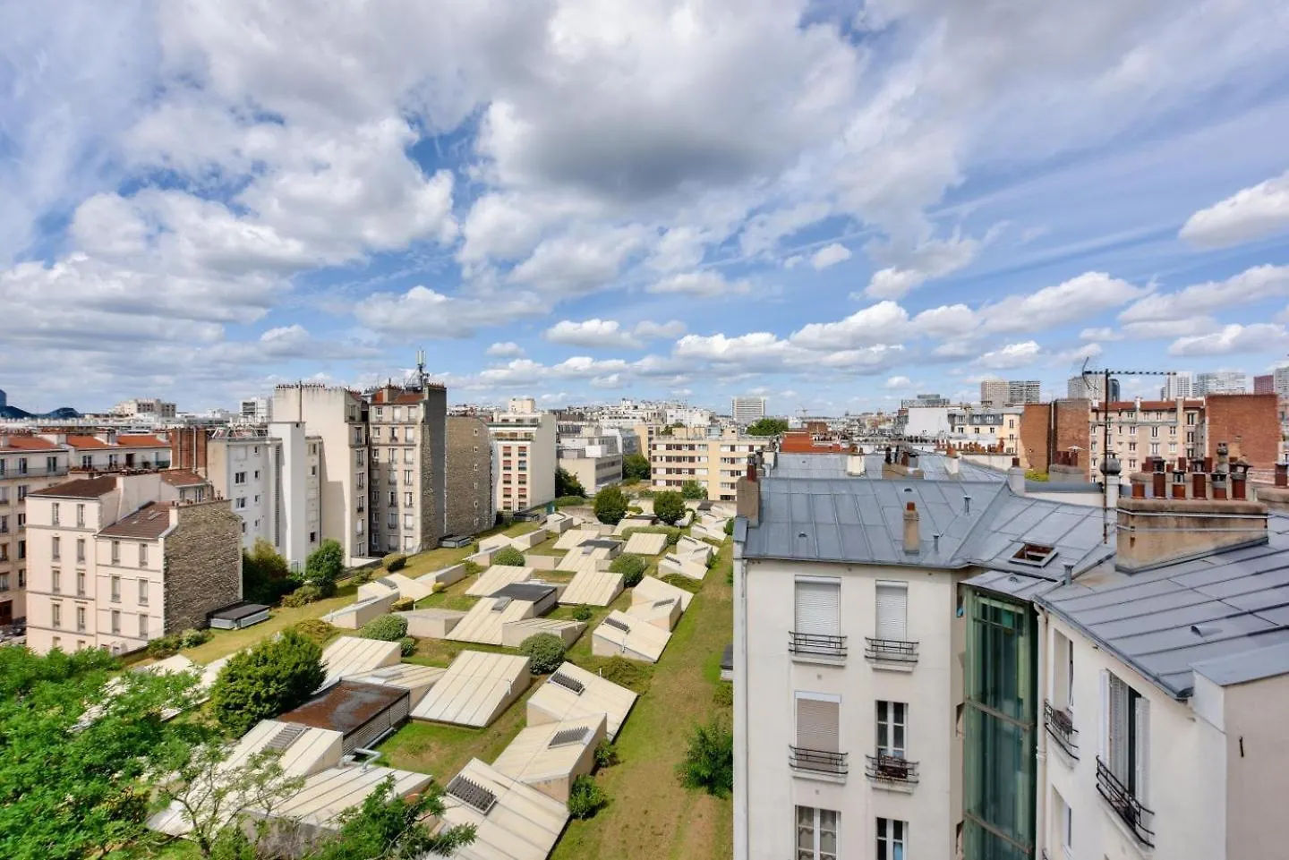 Apartment Splendide Studio Proche De La Station Metro Lourmel Paris France